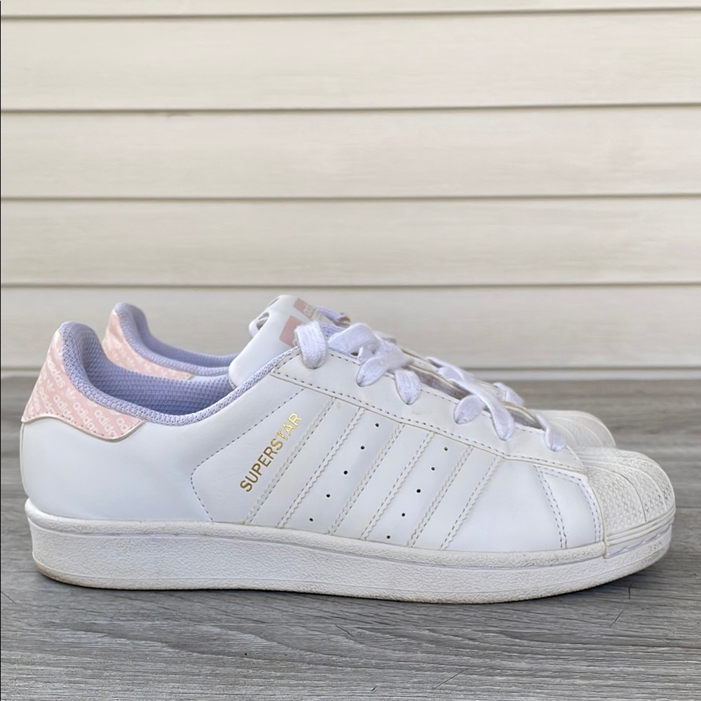 Adidas Superstar Youth Sneakers Shoes Size 6.5 Unisex